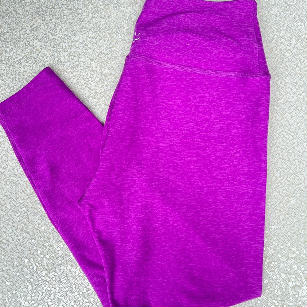 Beyond Yoga Purple Leggings - Picture 3 of 4